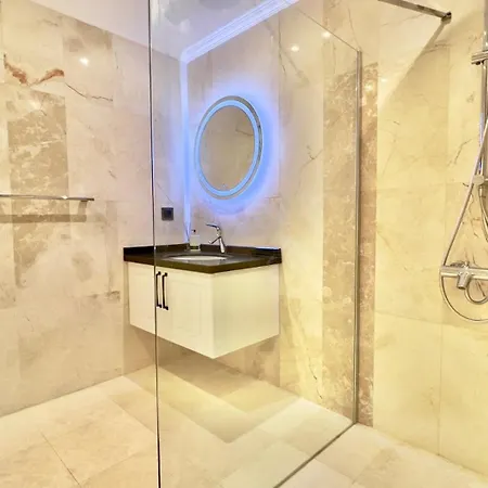 Komurluk Luxury - 5577