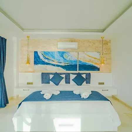 Komurluk Luxury קלקן