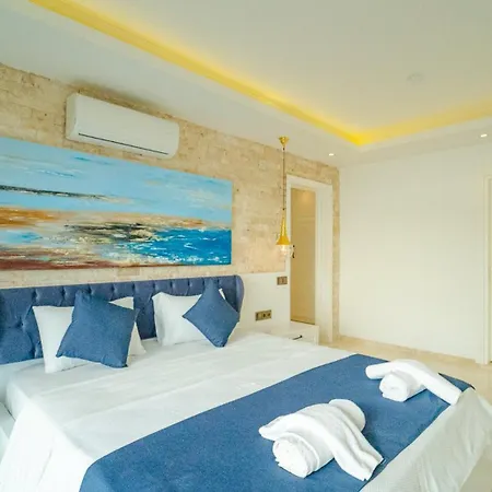 Komurluk Luxury וילה קלקן