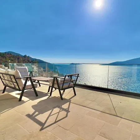 Komurluk Luxury - 5577