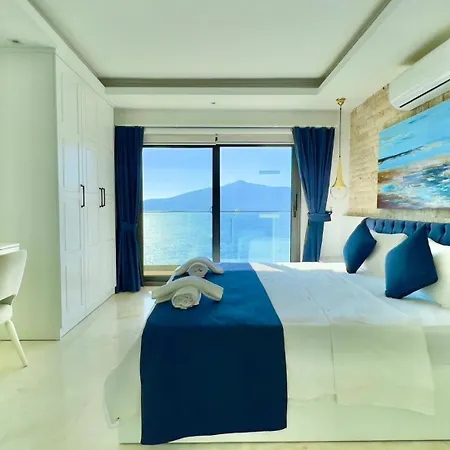 Komurluk Luxury וילה קלקן