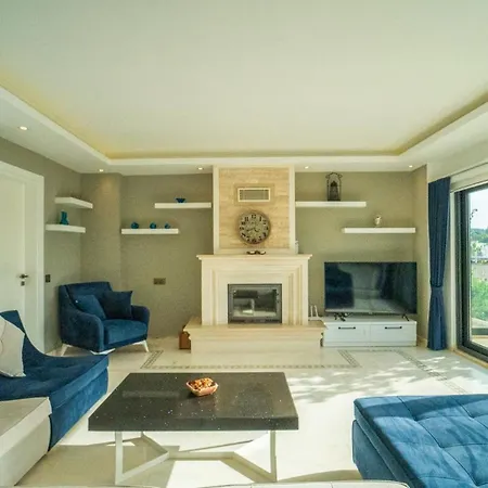 Komurluk Luxury וילה קלקן