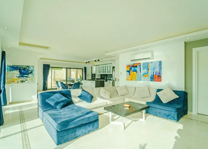 别墅 Komurluk Luxury